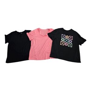 Lot Of 3  XL T-Shirts Coral, Black And Black With Flowers
